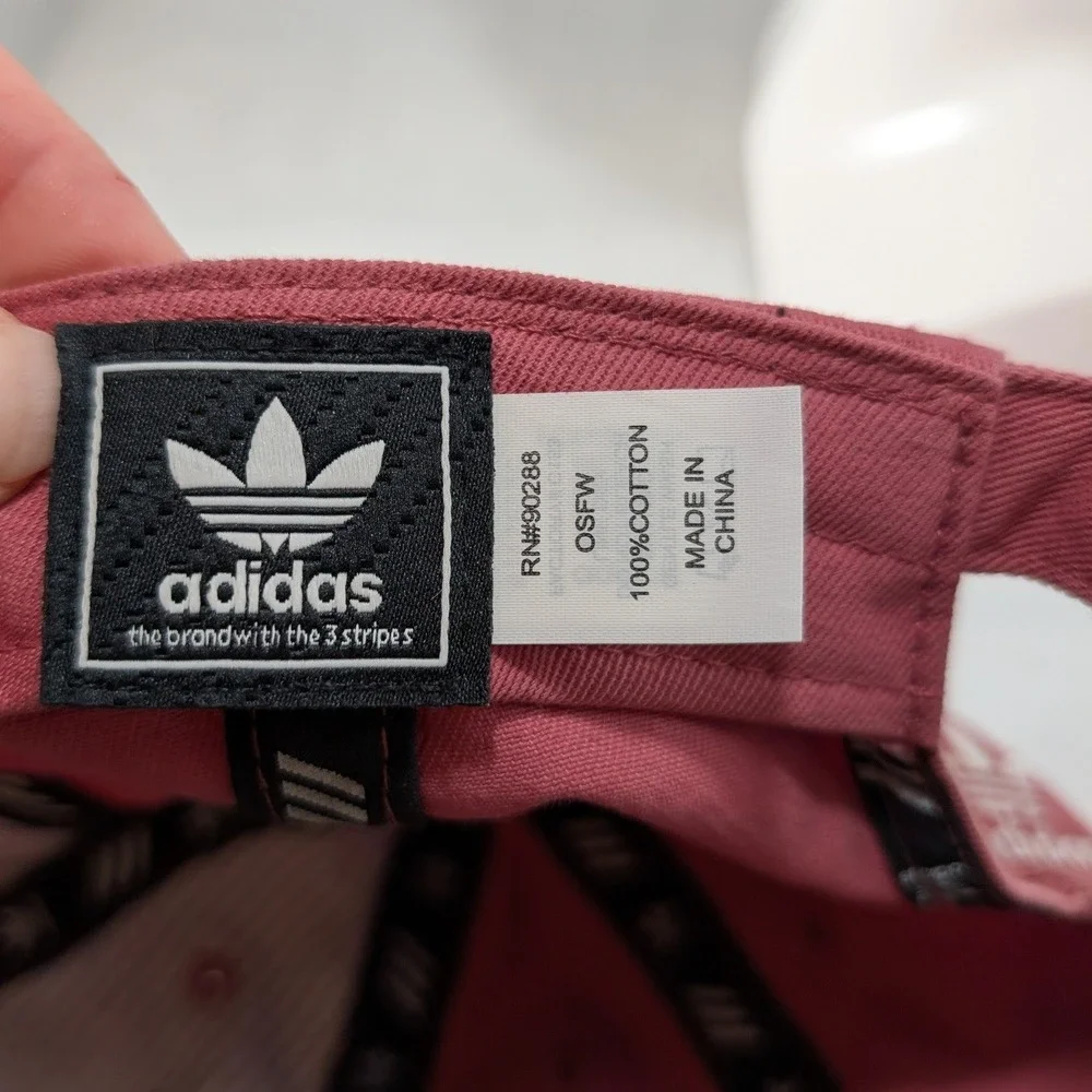 Adidas Originals Relaxed Strapback Hat‎ Trefoil Logo Pink Dad Cap
